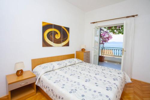Apartments by the sea Podgora, Makarska - 6672