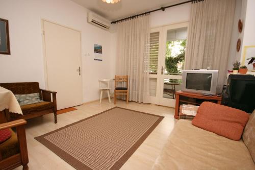 Apartments with parking space Biograd na Moru, Biograd - 6446