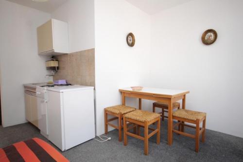 Apartment Pag 6529a