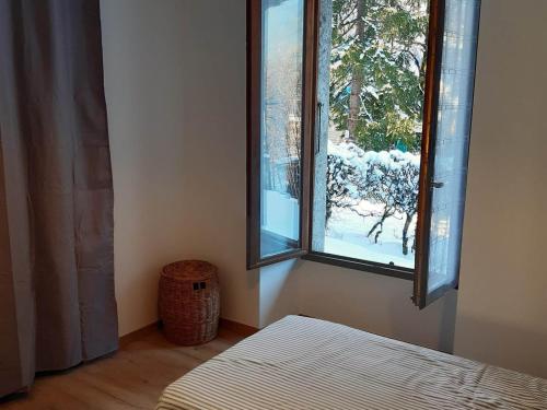 Appartement rénové avec jardin, proche activités et centre, piscine et randonnées à 5mn