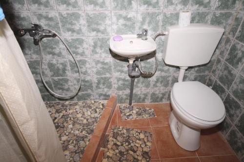 Koupelna v ubytování Secluded holiday house Nevidjane, Pasman - 8529