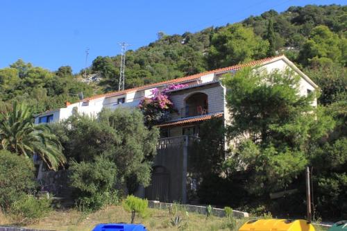 Fotografia z galérie ubytovania Apartments and rooms by the sea Zaklopatica, Lastovo - 8339 v destinácii Lastovo