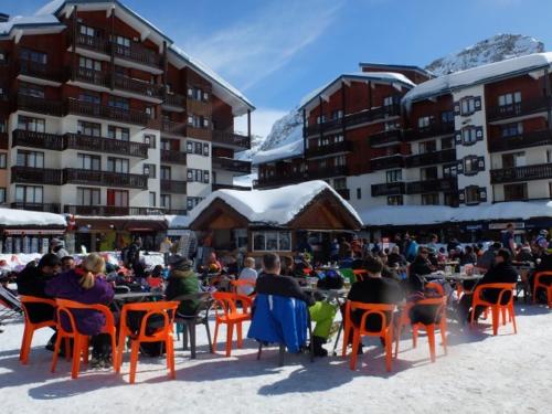Studio fonctionnel proche des pistes avec balcon, animaux admis