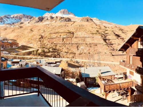 Studio lumineux proche pistes & commerces, balcon
