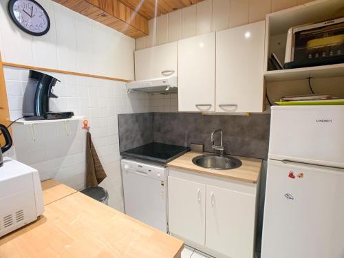 Photo de la galerie de l'établissement Spacieux appartement avec balcon, 3 pièces, 8 pers., au pied des pistes, proche commerces et services - FR-1-502-440, à Tignes