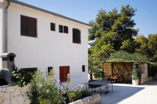 Apartments with parking space Rastici, Ciovo - 8646