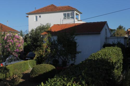 Fotografie z fotogalerie ubytování Family friendly apartments with a swimming pool Biograd na Moru, Biograd - 8370 v destinaci Biograd na Moru