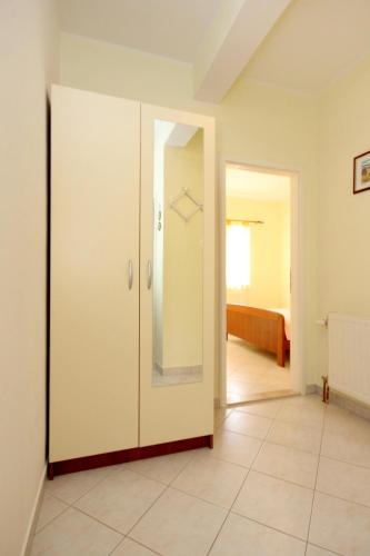 Apartment Okrug Gornji 8440c