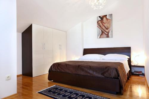 Apartments by the sea Zecevo Rtic, Rogoznica - 10333