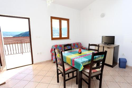 Apartment Rogoznica 10338a