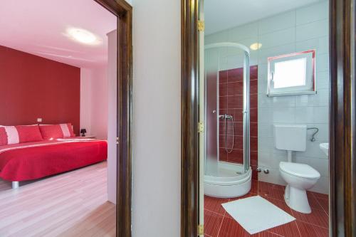 Kúpeľňa v ubytovaní Apartment Brist 11078c