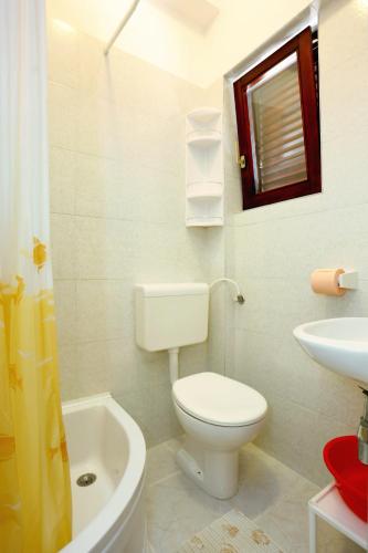 Studio Razanj 10373a