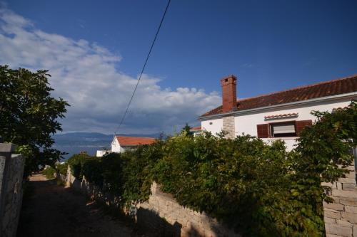 Apartments by the sea Splitska, Brac - 11339