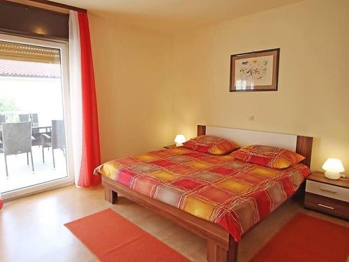 Apartments with parking space Banjol, Rab - 11381