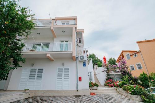 Apartment Mastrinka 11283d – Photos 2