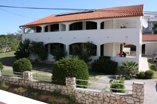 Apartment Lopar 10402a – Photos 2