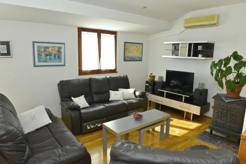 Apartments by the sea Opatija - 10411