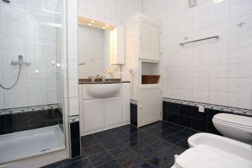 Koupelna v ubytování Rooms with a parking space Trpanj, Peljesac - 10422