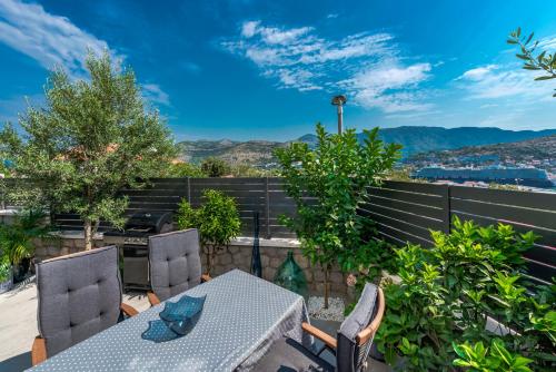 Apartment One B with Heated Private pool