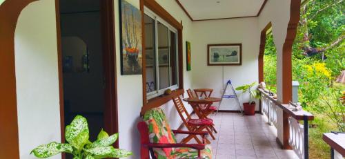 Taman di luar Dan Zoranz Self Catering Guest House