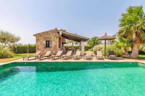 Villa Can Paroya by Sealand Villas
