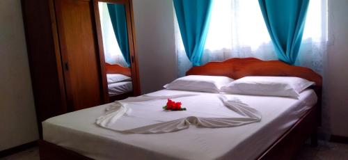 Katil atau katil-katil dalam bilik di Dan Zoranz Self Catering Guest House