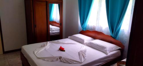 Katil atau katil-katil dalam bilik di Dan Zoranz Self Catering Guest House