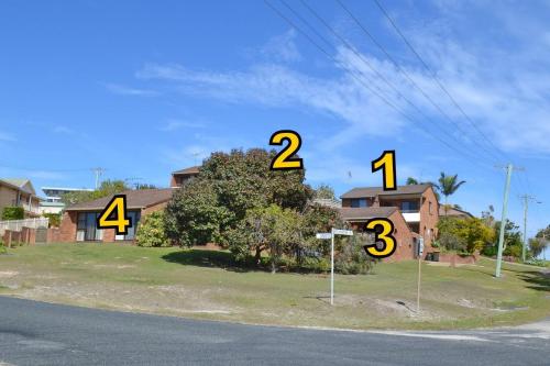 Φωτογραφία από το άλμπουμ του Seaview Townhouse 2 - Bring your own linen. σε South West Rocks
