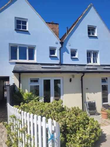Milton House – Photos 2