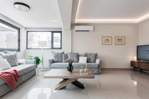 Liberty's Canvas Balcony Suite near Acropolis