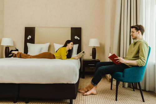  Hotel Polonia Palace -  Room  picture :   Tea/Coffee maker    Shower    Bath                           