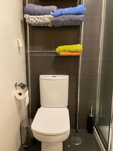 Ένα μπάνιο στο Apartamento playa de Bueu