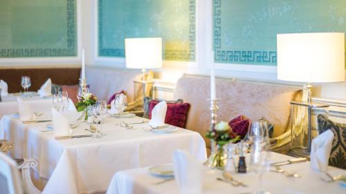 Ein Restaurant oder anderes Speiselokal in der Unterkunft Grand Hotel Heiligendamm - The Leading Hotels of the World 