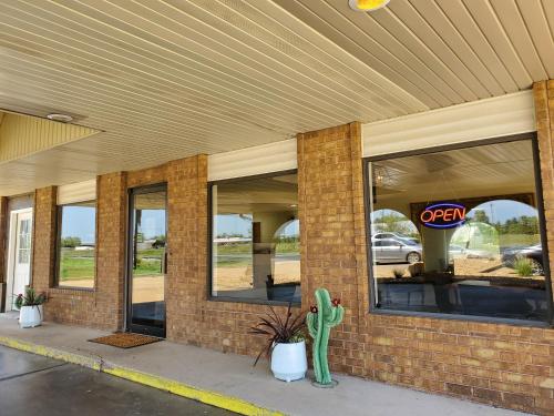 Cactus Inn and Suites – Photos 2
