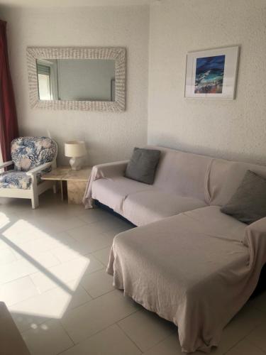Skol Apartments Marbella - 1 Bedroom Apartment with Sea Views