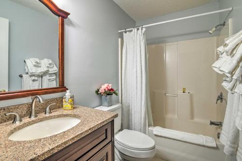 Bany a Quaint Myrtle Beach Condo with Pool Access!