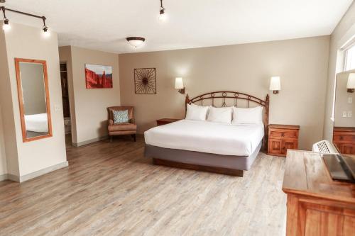 Ένα ή περισσότερα κρεβάτια σε δωμάτιο στο Aarchway Inn