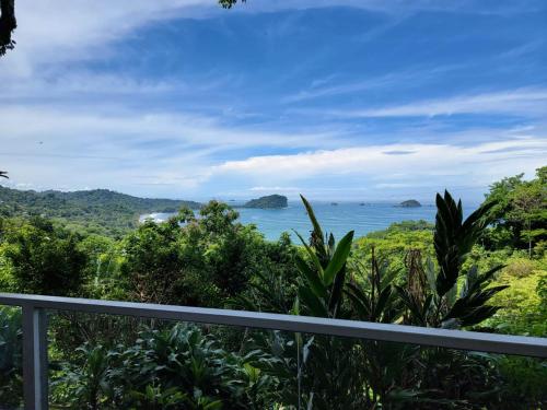 Foto de la galeria de Layan Hotel & Spa a Manuel Antonio