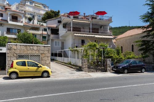 Fotografia z galérie ubytovania Apartments by the sea Sumpetar, Omis - 11462 v destinácii Jesenice