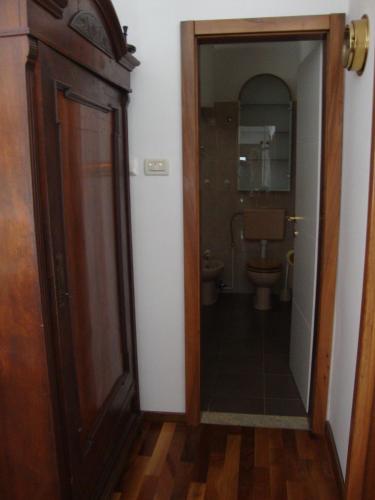 Apartments with a parking space Seget Donji, Trogir - 11524