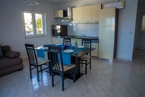 Apartments by the sea Zatoglav, Rogoznica - 11598