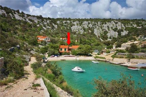 Fotografia z galérie ubytovania Apartments by the sea Sevid, Trogir - 11529 v Sevide