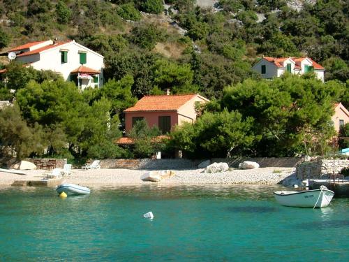 Fotografia z galérie ubytovania Apartments by the sea Sevid, Trogir - 11529 v Sevide
