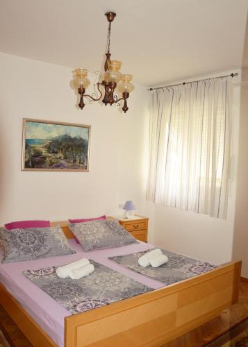 Apartments with WiFi Split - 11580