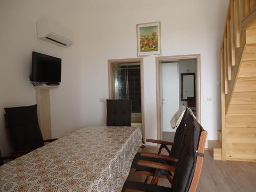 Apartments with parking space Orebic, Peljesac - 13763