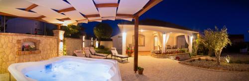 Seaside holiday house Barbat, Rab - 13806