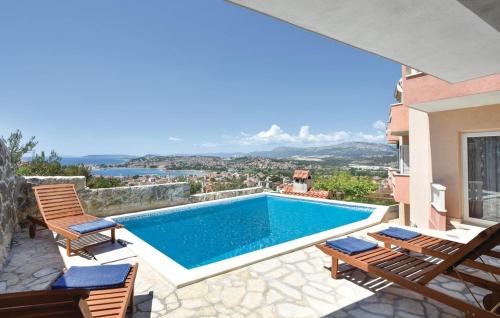 Family-friendly apartments with swimming pool Podstrana, Split - 13828