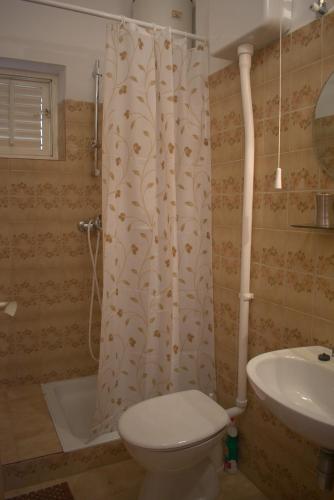 Apartments by the sea Podgora, Makarska - 13864