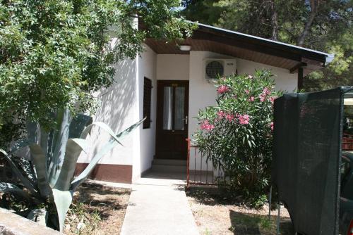 Fotografie z fotogalerie ubytování Seaside holiday house Zatoglav, Rogoznica - 13895 v Rogoznici