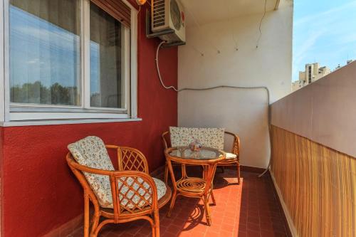 Balcon ou terrasse dans l'établissement Apartments with WiFi Split - 13957